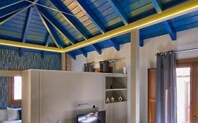Rueda Bolas Suites - Hostatel